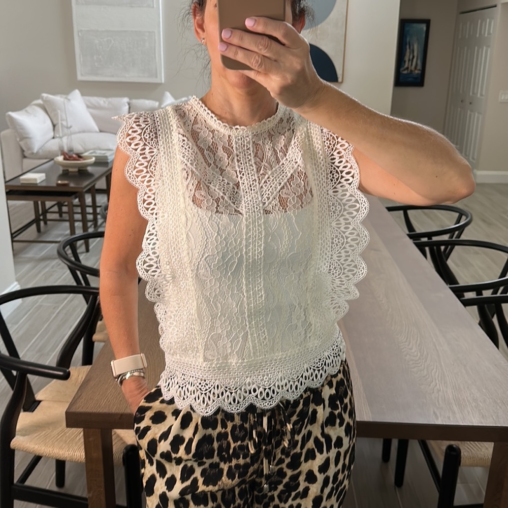Women’s Lace Cap-Sleeve Top - Cream